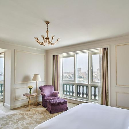 Four Seasons Cairo At The First Residence Giza Exterior foto A bedroom at the hotel