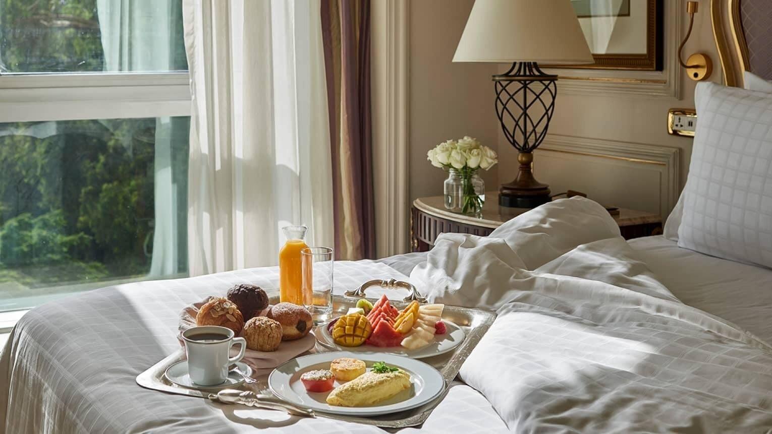 Four Seasons Cairo At The First Residence Giza Exterior foto Room service